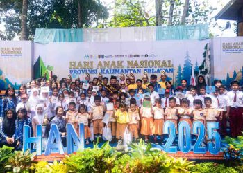 Gubernur H Muhidin dan Hj Fathul Jannah Harapkan Anak Generasi Cerdas, Kreatif dan Berkembang