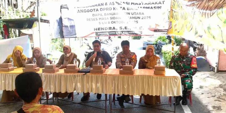 Anggota DPRD Banjarmasin Fraksi PKS saat reses di wilayah Sungai Andai. (foto : sna/seputaran)