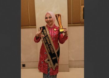 Hj Fathul Jannah Muhidin Dianugerahi Penghargaan Bunda PAUD Terbaik Tingkat Nasional