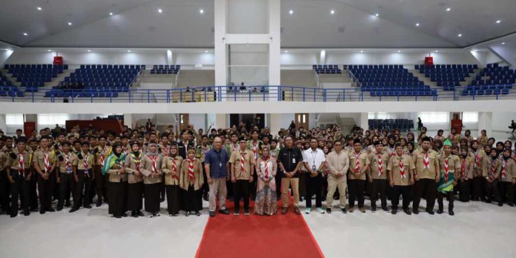 Kegiatan edukasi SKK Cakap Penabung yang diselenggarakan Gerakan Pramuka Gugus Depan Uniska dengan didukung Bank Kalsel dan OJK. (foto : Bank Kalsel)