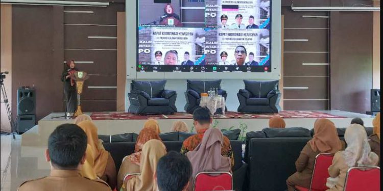 Rakor Kearsipan yang digelar Dispersip Kalsel. (foto : istimewa)