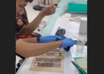 Dispersip Kalsel Belajar Konservasi Naskah Kuno ke Pusat Preservasi dan Konservasi Perpusnas