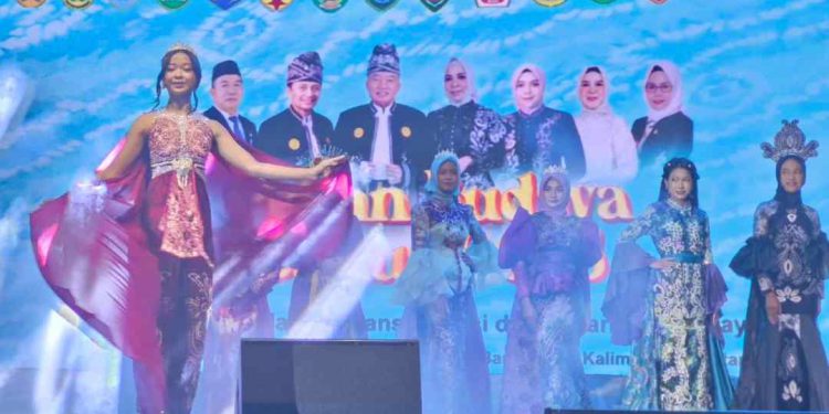 Kegiatan Pekan Budaya Banua 2025 di Lapangan Murjani Banjarbaru. (foto : Adpim Kalsel)