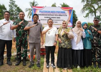 Peletakan Batu Pertama KDKMP, Bupati Yamani Sebut Keberadaan Koperasi Desa dapat Memperkuat Rantai Ekonomi Lokal