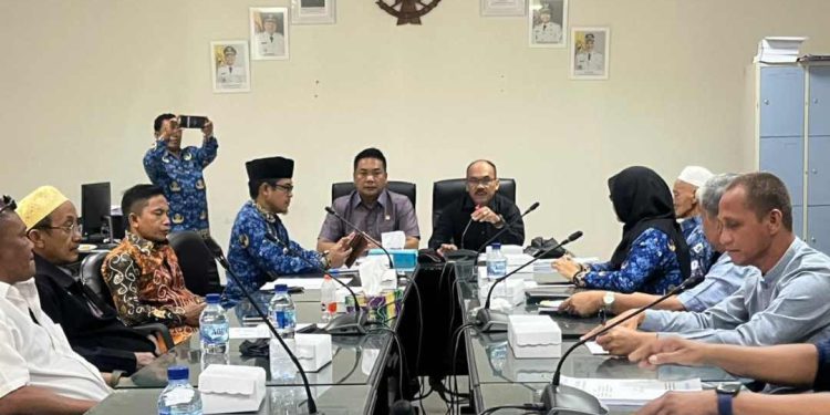 Komisi I DPRD Banjarmasin saat RDP dengan mitra kerja. (foto : sna/seputaran)