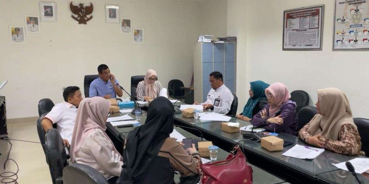 Rapat Pansus pembahasan Raperda Kekayaan Intelektual, UMKM dan Pelaku Kreatif. (foto : sna/seputaran)