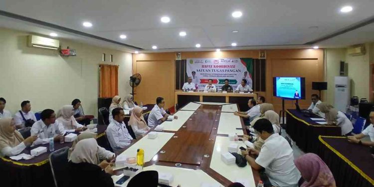 Rakor Satgas Pangan Banjarmasin jelang Nataru dan Momen 5 Rajab. (foto : shn/seputaran)