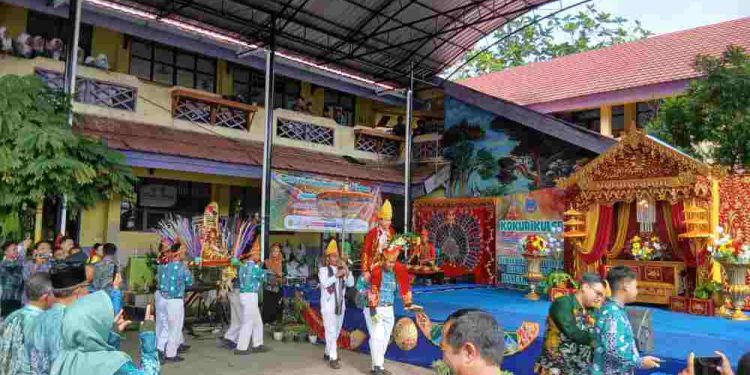 Pagelaran Karasmian Kebudayaan Banjar dan Hasil Karya Siswa SMPN 2 Banjarmasin. (foto : shn/seputaran)