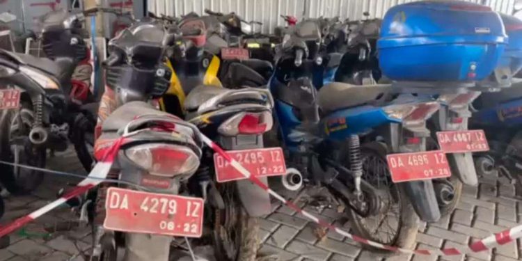 Aset kenderaan bermotor milik Pemko Banjarmasin yang dilelang. (foto : shn/seputaran)