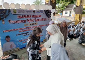 230 Santri-Santriwati PRES AF BMAS Dilepas, Mengabdi di Pesantren Kilat di 20 SD Banjarmasin