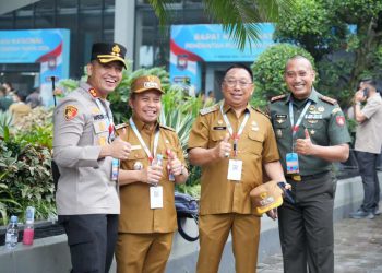Perkuat Sinergi Pusat dan Daerah, Bupati dan Wabup Tapin Hadiri Rakornas Bersama Presiden