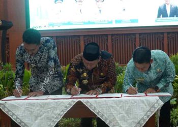 Walikota Banjarmasin, Bupati Batola dan Banjar Tandatangani PKS Pembangunan PSEL