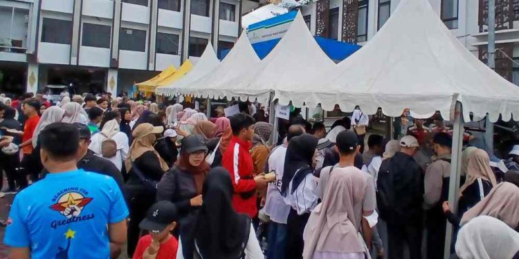 Kegiatan besar yang mendatangkan massa akan diwajibkan mengikuti Perwali tentang pengelolaan sampah. (foto : shn/seputaran)