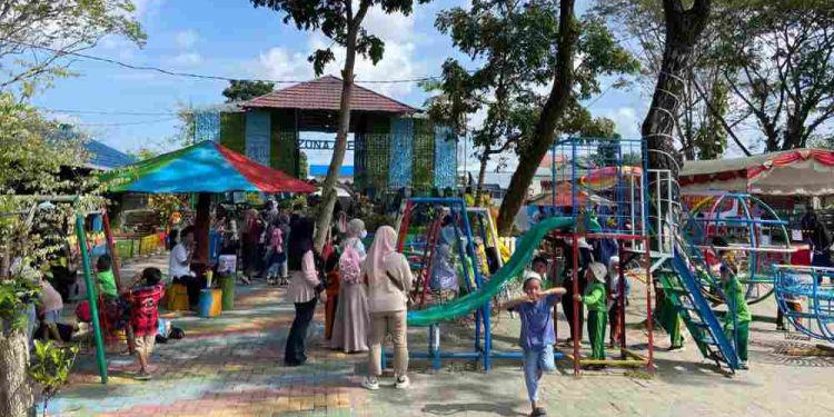 Taman Edukasi dan Rekreasi Jahri Saleh yang mulai berlakukan tiket masuk. (foto : shn/seputaran)