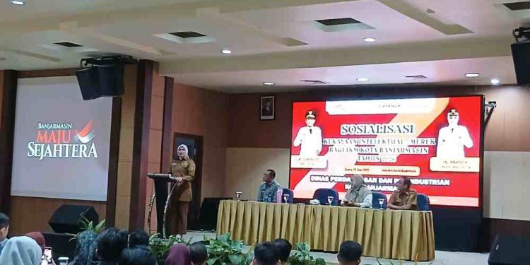 Sosialisasi dan pendampingan kekayaan intelektual merek bagi IKM Banjarmasin. (foto : shn/seputaran)