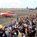 Gubernur H Muhidin dan Ribuan Warga Terpukau Melihat Atraksi Spektakuler Jupiter Aerobatic Team