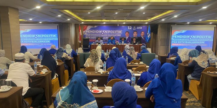 Pendidikan Politik dan Musyawarah Cabang-Ranting PAN Banjarmasin. (foto : smr/seputaran)