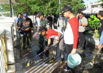 Bersihkan Kawasan Siring, Walikota Temukan Beberapa Tempat Bau Pesing