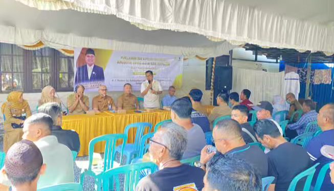 Anggota Fraksi Golkar M Ridho Akbar menggelar reses di Gang Kaimantan I Kelurahan Belitung Utara. (FOTO:SMR)