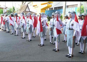 Sambut HUT ke-81 RI, Pemko Banjarmasin Canangkan Gerakan Pembagian Bendera Merah Putih