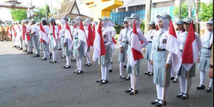 Apel dalam pencanangan pembagian Bendera Merah Putih dalam rangka menyambut HUT Kemerdekaan RI di 2026. (foto : shn/seputaran)