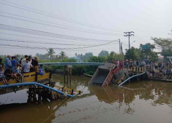 Pemko Banjarmasin Pasang Jembatan Bailey agar Mobilitas Warga Tetap Berjalan