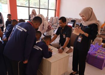 OJK dan Bank Kalsel Dorong 230 Pelajar Sekolah Rakyat Teintegarasi 2 Banjarbaru Mulai Menabung
