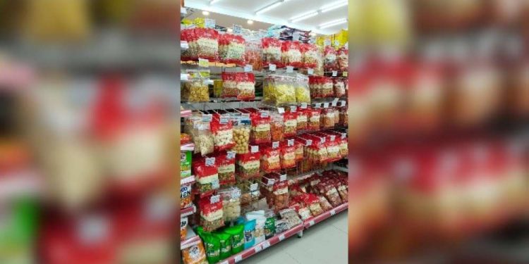 Produk yang dijual di ritel modern diharapkan ada produk IKM lokal. (foto : shn/seputaran)