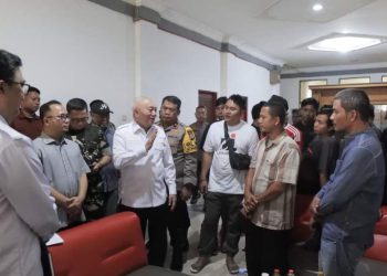 Gubernur Kalsel Berikan Bantuan Uang Pribadi untuk Korban KM Virgo Transport 8