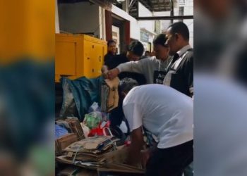 ASN Bagian Umum Setdakot Banjarmasin Rutin Setor Sampah Tiap Bulan