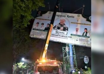 Titik Reklame Ditertibkan Satpol PP
