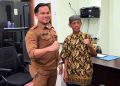 Bagian Umum Setdako Banjarmasin Salurkan Bantuan untuk Komunitas Tuna Rungu