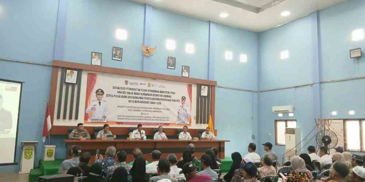 Sosialisasi dan edukasi para ketua RT yang akan dilibatkan dalam proses penagihan pajak. (foto : shn/seputaran)