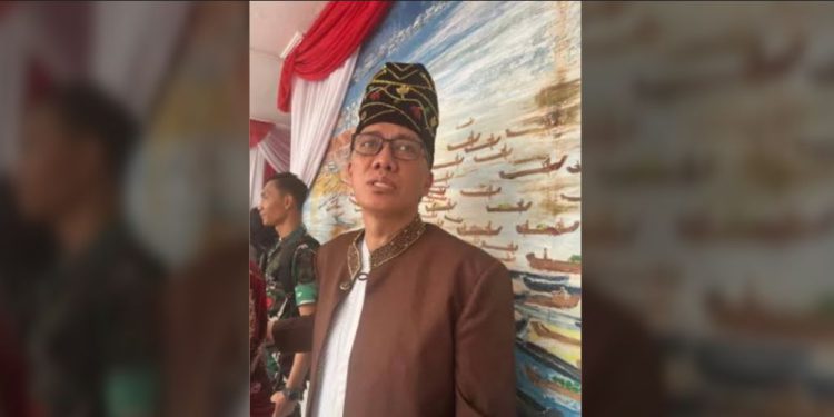 Dirut Bank Kalsel Fachrudin saat menghadiri perayaan rapat paripurna peringatan Harjad ke-500 Banjarmasin, di DPRD Banjarmasin. (foto : istimewa)