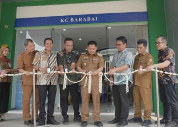 Bupati HST Resmikan Kantor Bank Kalsel Cabang Barabai