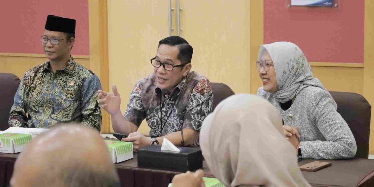Sekretaris Bank Kalsel Firmansyah saat ikut studi komparasi ke BPD DIY. (foto : istimewa)